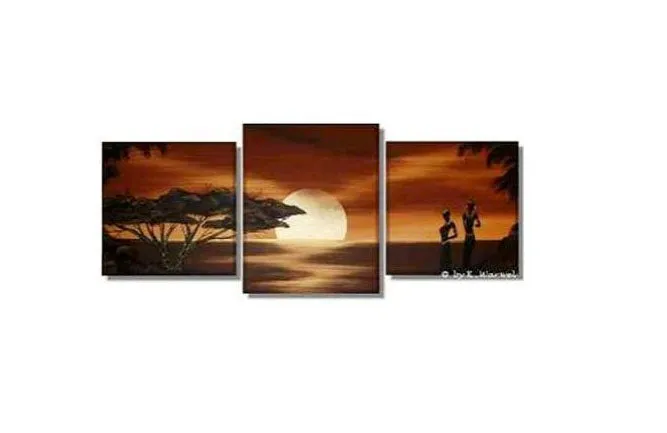 Full Moon on the Rise Canvas Art