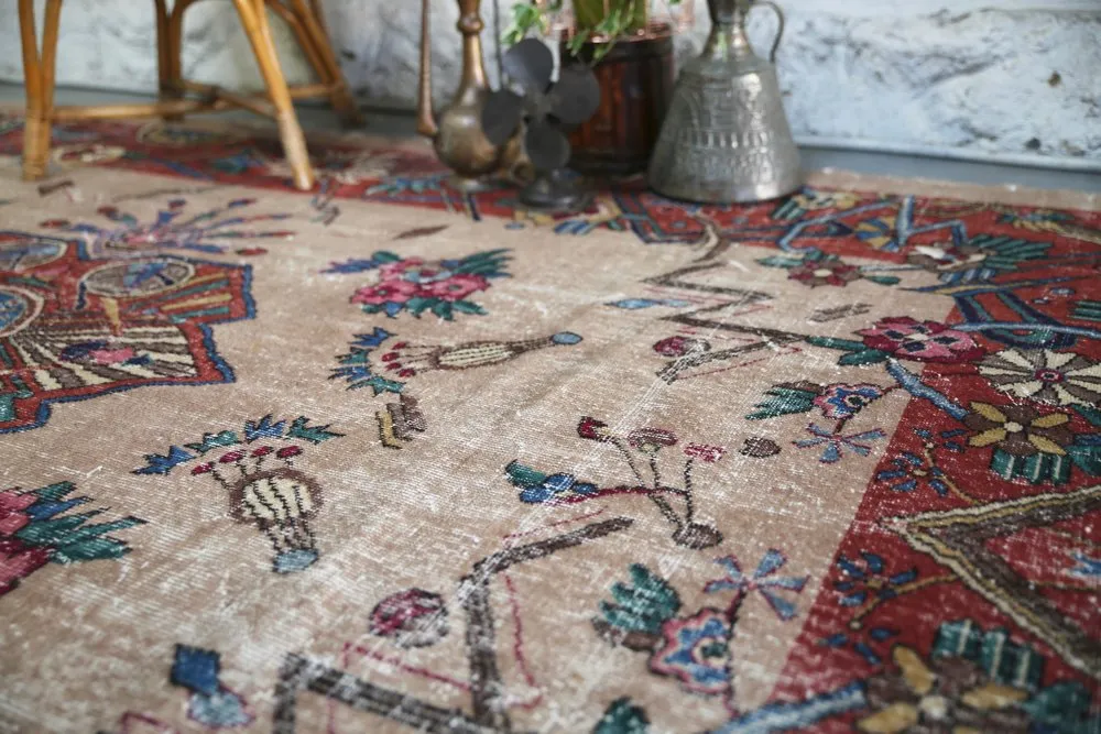 Vintage Isparta Rug 6.7ftx9.7ft